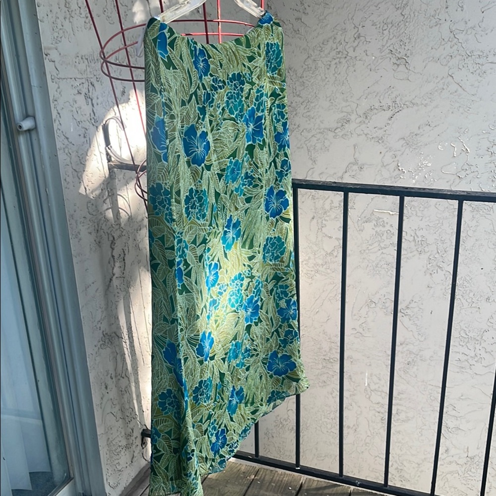 Green and Blue Wrap Midi 2 piece set skirt and blouse Cocktail - Picture 2 of 10